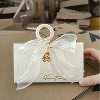 Kreative Farbige Dreieckige Hochzeits-Bonboniere Verlobungsbox aus Recycling-Materialien Papier-Ringbox Souvenir Fischschwanz-Design
