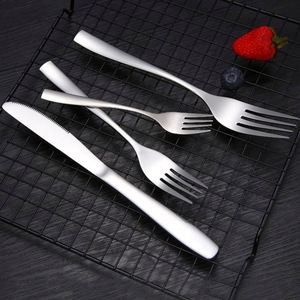 Juego de Cubiertos Modernos de Acero Inoxidable 304 con Mango de Madera, Acabado Mate Ecológico para Uso Doméstico y para Postres de Bebés - Product Image 6