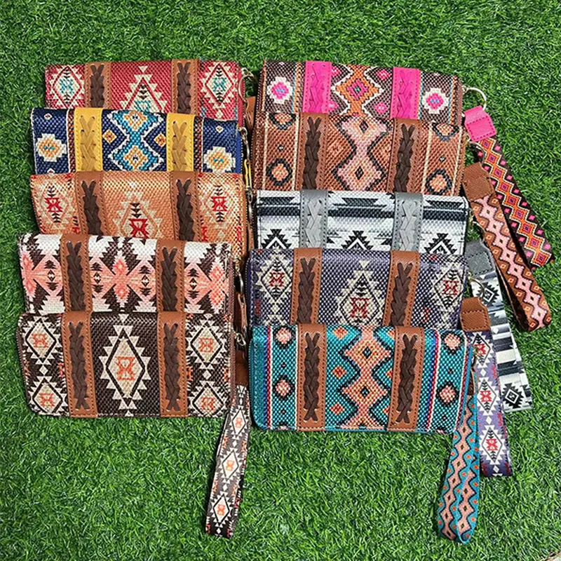 2024 Aztec Design Wrist Clutch Wallet Card Holder Boho Conversible Women Crossbody Bag Purse