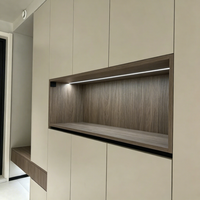 Meuble à chaussures deux tons personnalisé avec éclairage LED et patères pour l'entrée de la maison – Vente chaude