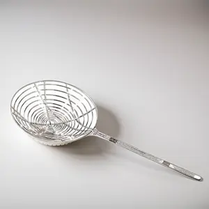 Utensilios de tetera de cuchara de bagel de metal de diseño moderno surtidos y ecológicos para uso diario en la cocina para la industria alimentaria