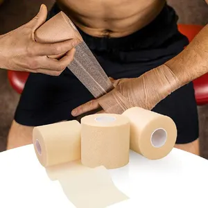 Yüksek kalite hiçbir yapıştırıcı altında Wrap spor köpük bant nefes ön sarma atletik kinesiyoloji bandı spor köpük sargı bandaj 0.8mm