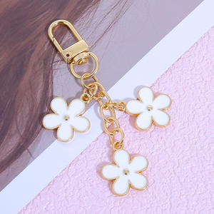 Porte-clés en métal en forme de fleur colorée-Alliage de bricolage créatif-Porte-clés double face à petite fleur-Convient aux accessoires de sac - Product Image 5