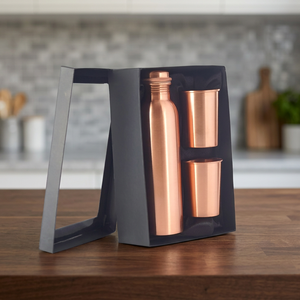 Botella de Agua de Cobre Puro Cepillado, Moderna y de Lujo, con 2 Vasos, Set de Regalo Premium para Empresas, Artículos de Cocina para Bebidas - Product Image 1