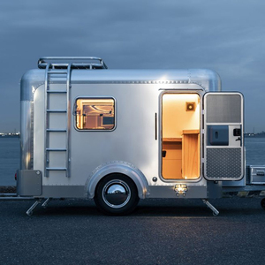 Remolque Móvil Moderno Plegable y Personalizable para Acampar, Unidad de Viaje con Cocina, Baño y Espacio para Dormir - Product Image 2