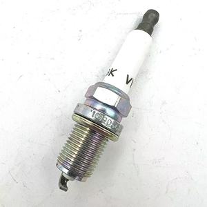 Hot Selling Automotive Parts <strong>Spark</strong> <strong>Plug</strong> 95817022190 Double-platinum <strong>Spark</strong> <strong>Plug</strong> for Audi Vw Seat - Product Image 4