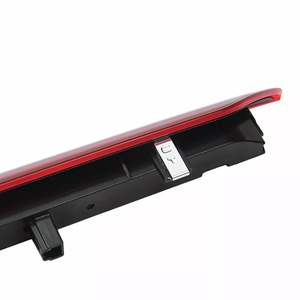 Luz de Freno Elevada LED Roja y Negra M095 para Ford Transit, Modelos 2015-2020 - Product Image 2