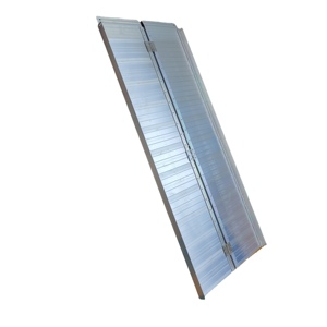 Venta caliente 2-8ft portátil rampa aluminio ligero plegable <span class=keywords><strong>rampas</strong></span> <span class=keywords><strong>para</strong></span> silla de ruedas <span class=keywords><strong>para</strong></span> <span class=keywords><strong>discapacitados</strong></span> rampa - Product Image 1
