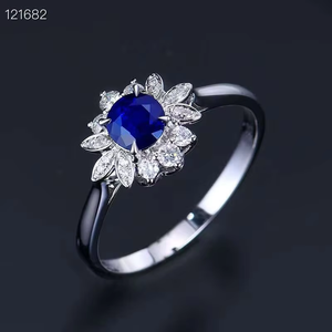 Anillo de Zafiro Natural con Diseño de Girasol, Oro de 18K, Piedra Central Redonda con Diamante Marquise, Anillo de Piedras Preciosas para Boda - Product Image 3