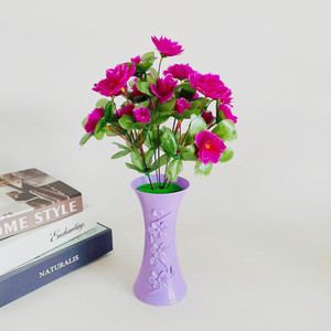 ดอกกุหลาบประดิษฐ์ขนาด 36 ซม. จัดในแจกันสีม่วง สำหรับตกแต่งบ้าน - Product Image 4