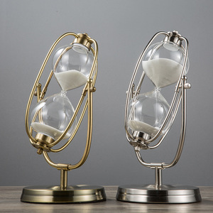 Reloj <span class=keywords><strong>de</strong></span> arena europeo retro al por mayor <span class=keywords><strong>15</strong></span> <span class=keywords><strong>minutos</strong></span> reloj <span class=keywords><strong>de</strong></span> arena <span class=keywords><strong>de</strong></span> metal ornamento Festival regalo grabado creativo - Product Image 3