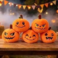 Porte-clés en peluche mini citrouille en gros, pendentif de sac en peluche pour Halloween, breloque en peluche de haute qualité pour cadeaux de fêtes