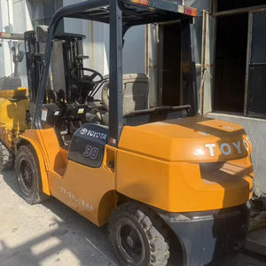 Chariot élévateur à batterie d'occasion à bas prix, Toyota, déplacement latéral, FD30 FD50 FD70, chariot élévateur Toyota d'occasion, 3/4/5/6/7 tonnes, en vente chaude - Product Image 1