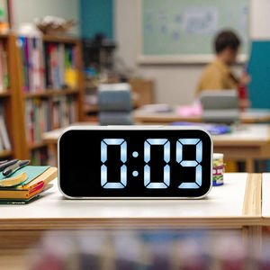 Sınır ötesi önerilen dijital LED duvar saat Modern k-tarzı öğrenci çalar saat akıllı ışığa özelliği yaratıcı - Product Image 1