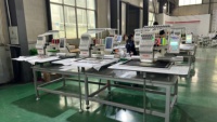 Vente flash : Machine à broder à tête unique 500*800mm, 12 à 15 aiguilles, meilleur prix, 1200PRM, pour casquettes, t-shirts plats, etc.