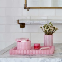 Stonekocc naturel marbre rose onyx jade ondulé accessoires de bain sept pièces ensemble plateau boîte à mouchoirs distributeur de savon pour salle de bain
