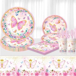 Ensemble de décoration de fête sur le thème du lac papillon rose jetable pour l'obtention du diplôme comprenant des assiettes en papier pour les anniversaires et autres célébrations - Product Image 3
