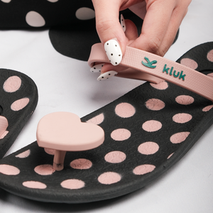 Elegantes y Modernas Sandalias Negras de Mujer con Plantilla Ergonómica para Uso Diario y Vacaciones - Product Image 6
