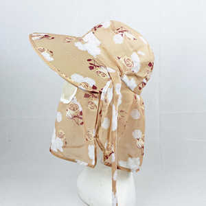 Sombrero de pescador transpirable de verano con protección para la cara y el cuello, ideal para recolección de té y trabajo al aire libre, con estampado de rosas en rosa claro. - Product Image 5
