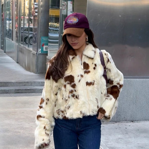Turn Down Collar Long Sleeve Beige Woven Polyester Print Zipper <strong>Fly</strong> Casual Fashion Feather Winter <strong>Jacket</strong> for <strong>Women</strong> - Product Image 1