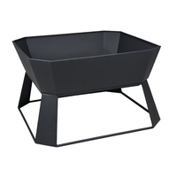 Polygone extérieur metal firepit design avec la combustion du bois dans le jardin et patio Brazier