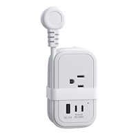 Seyahat Priz Adaptörü PD20W QC3.0 USB-C Girişleri 2 Priz 3 USB Giriş Küçük Akım Korumalı 5FT Geri Çekilebilir Uzatma Kablosu ABD