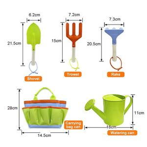 Juego de herramientas pequeñas de jardín para niños pequeños, Set de juguetes con mango de madera que incluye regadera, pala, rastrillo, tenedor, bolsa de almacenamiento - Product Image 2