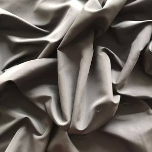 Tela teñida de piel de melocotón para el hogar y el hotel, juego de cama de microfibra de poliéster 100% - Product Image 3