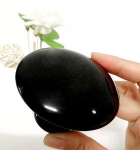 XINGHUI Herramienta de Terapia de Spa de Buena Calidad Natural Jade Mushroom GuaSha Hot <span class=keywords><strong>Rock</strong></span> Black Bian Stone Masajeador Facial - Product Image 5