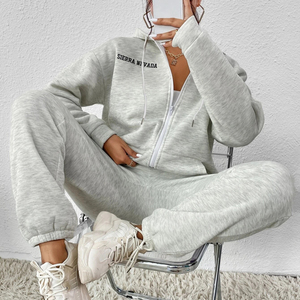 OEM Marques Célèbres Ensemble de Gym Vêtements pour Femmes Bas Mqo Luxe Hiver Cordon Ensemble Broderie Personnalisée <span class=keywords><strong>Cargo</strong></span> Survêtement Zippé - Product Image 6
