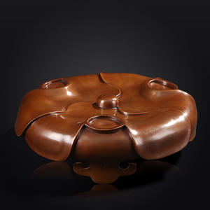 กระถางธูปทองเหลืองสีแดงขนาดใหญ่ - Product Image 1