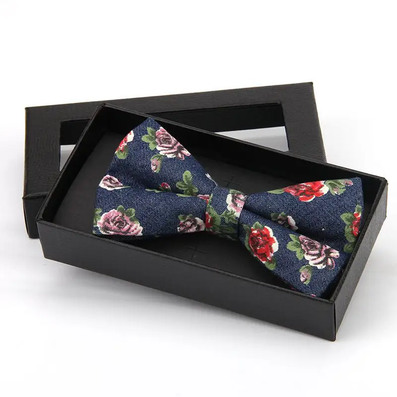 Caixas de empacotamento do presente acolchoado papel rígido feito sob encomenda luxuoso para a gravata borboleta