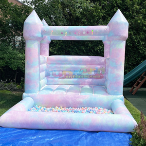 Castillo inflable comercial para fiestas infantiles, con diseño tie dye, con piscina de pelotas, castillo hinchable. - Product Image 3