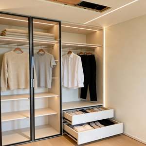 Nuevo Armario de Pared de Estilo Italiano Minimalista de Lujo con Marco Negro, Puerta de Vidrio e Iluminación Integrada - Product Image 2