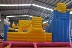 Parque Acuático Inflable con Tobogán de Personajes de Dibujos Animados en Colores Brillantes, Combinación de Juegos Inflables para Niños para Diversión al Aire Libre - Product Image 2