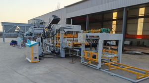 Bau- und Konstruktionsausrüstung Verzahnungsstein-Maschine QT 8-<span class=keywords><strong>15</strong></span> Automatische Zement-Hohlblockformmaschine - Product Image 2