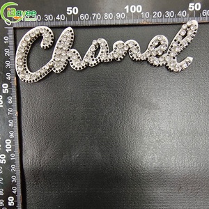 Exquisito y delicado parche de letras con cuentas y pedrería hecho a mano, marca Tide, en blanco y negro, para ropa, accesorios de bricolaje para equipaje - Product Image 2