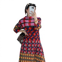 Robe Midi Plissée Géométrique Tissée Haut de Gamme Style Miyake Automne 2026 pour Femme – Modèle Élégant et Ample, Tendance Mode Pudique