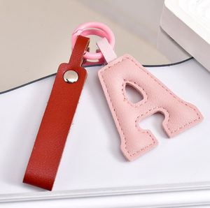 Porte-clés Alphabet 26 Lettres en Cuir PU, Breloque de Sac Initiale, Pendentif Personnalisé en Anglais pour Clés - Product Image 2
