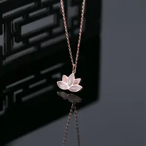 Colliers de pendentif de fleur de jade synthétique en argent sterling 925 plaqué or rose de mode