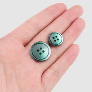 Nút vỏ bướm màu đen thân thiện với môi trường thương hiệu nổi tiếng tùy chỉnh quần áo nút hình chữ nhật - Product Image 1