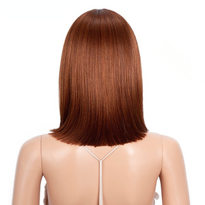 <span class=keywords><strong>Parrucca</strong></span> Sintetica Lace Front di Alta Qualità, Resistente al Calore, <span class=keywords><strong>Corta</strong></span> e Liscia, Ombré <span class=keywords><strong>Bionda</strong></span> per Donne di Colore - Product Image 3