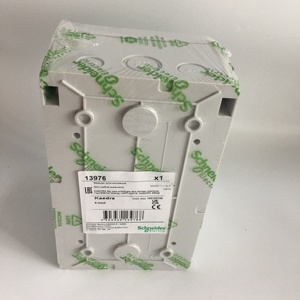 ตู้ควบคุมไฟฟ้าแบบโมดูลาร์ Schneider รุ่นใหม่เอี่ยมและของแท้ 100% รุ่น 13976 (Kaedra 4 mod) - Product Image 1