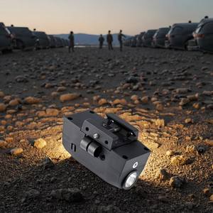 ZF-FL-002 Compact Tactical LED Lanterna Mais Poderoso Laser Vermelho Tipo-C Carregamento Conveniente para Caça Atividades ao Ar Livre - Product Image 1