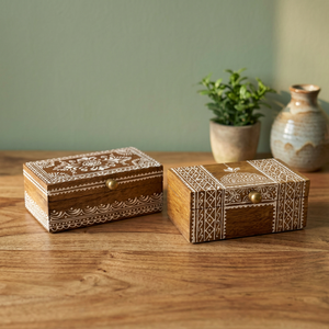 Boîtes décoratives en bois faites à la main avec motifs en relief, artisanat exquis, boîte cadeau de luxe originale pour les occasions islamiques - Product Image 1