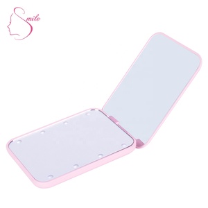 Gương Soi Trang Điểm Mini Bỏ Túi Đèn LED Bán Trực Tiếp Từ Nhà Máy Gương Soi Trang Điểm Cầm Tay Có Đèn Trang Điểm - Product Image 2