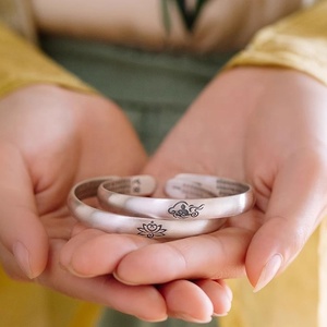 Nueva pulsera de estilo étnico con <span class=keywords><strong>Sutra</strong></span> de corazón de <span class=keywords><strong>loto</strong></span> esmerilado retro y pulsera de apertura para mamá - Product Image 5