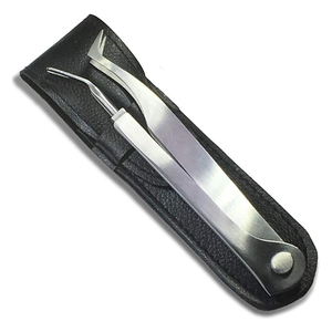 Kit d'outils pour enlever les tiques, pinces hygiéniques nettoyées par ultrasons, résistantes à la rouille, pour enlever les tiques chez les humains, les chiens et les chats, étui en cuir - Product Image 1