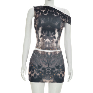Viviblook J26ST212 Ensemble d'été pour femmes, nouveau haut sans manches à épaules dénudées, mini-jupe moulante, imprimé léopard, ensemble deux pièces - Product Image 3