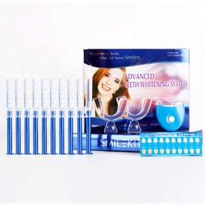 Lampe LED pour accélération du blanchiment, 10 seringues de gel blanchissant, guide de teinte 3D professionnel, kit de blanchiment dentaire à domicile sûr pour l'élimination des taches - Product Image 2